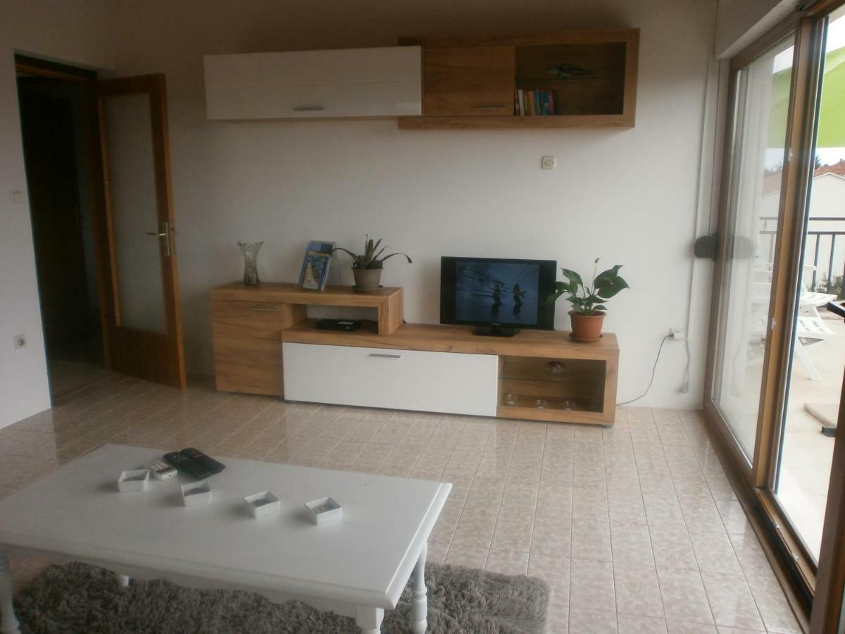 Apartmani Ljubica Kastela Exterior photo